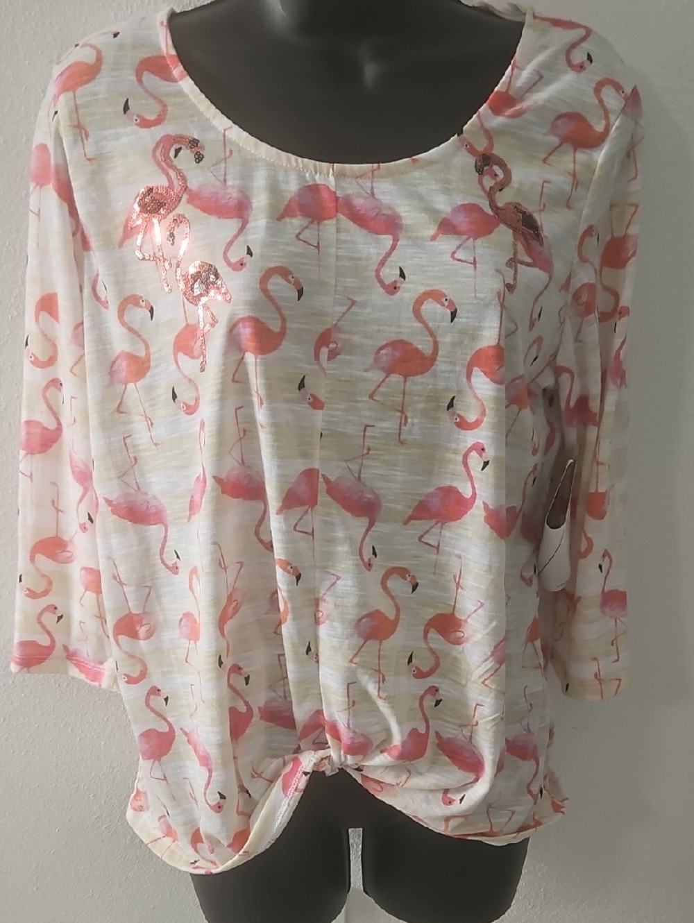 Casual White Knit Tunic with Pink Flamingo Print